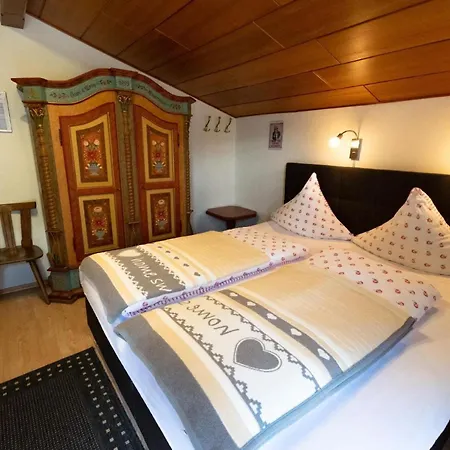 Mit Beheiztem Pool In By Interhome