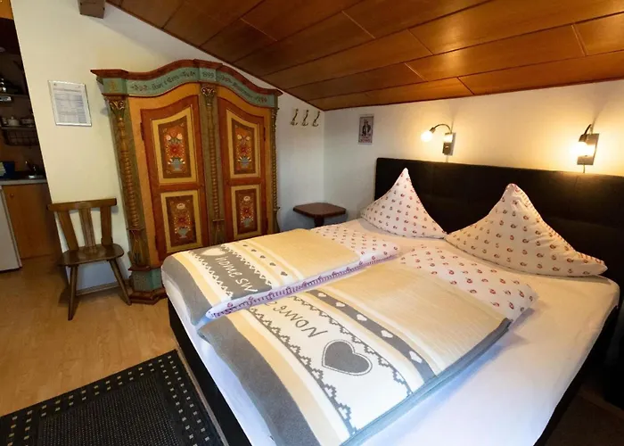 Mit Beheiztem Pool In By Interhome