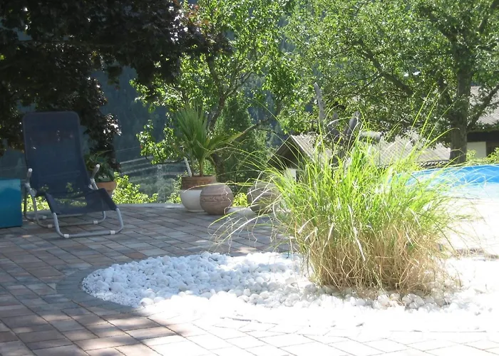 Mit Beheiztem Pool In By Interhome